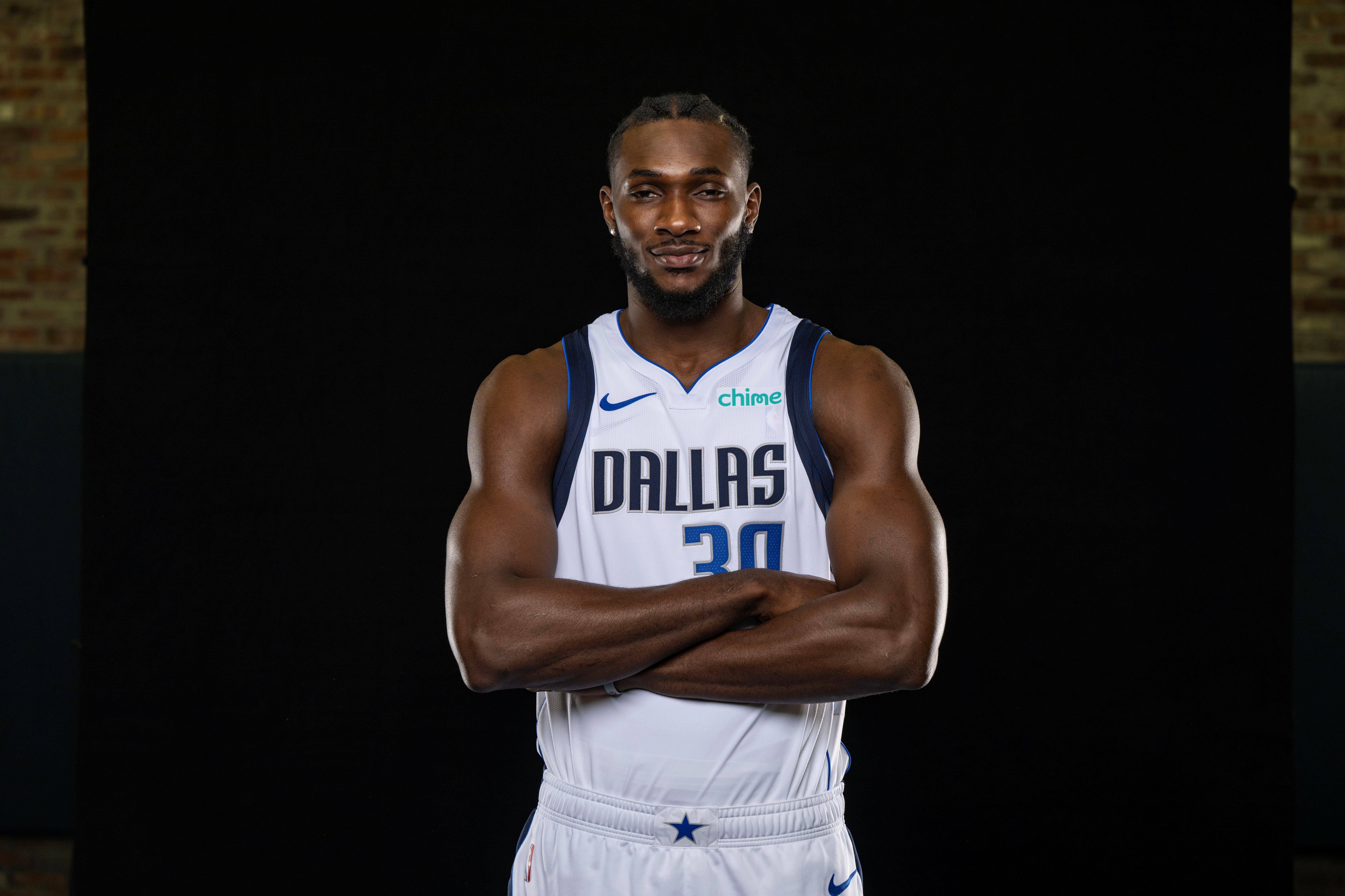 开云棋牌-优质蓝领！西塞狂抢13板并送3封盖&amp;其中5前场板 4中4另有10分2助