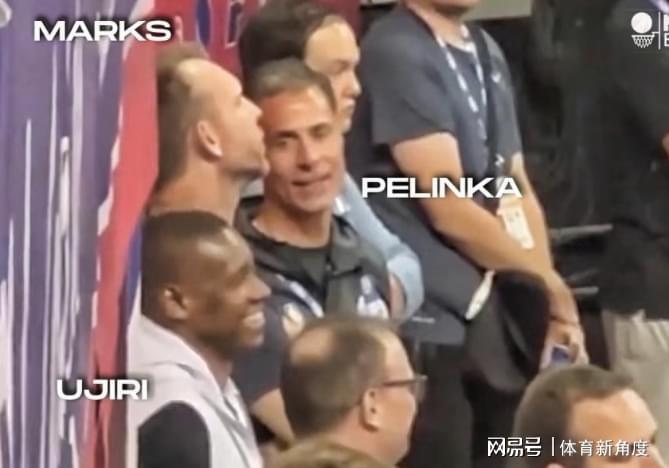 官网登录入口-哇，交易开始，湖人热闹了！