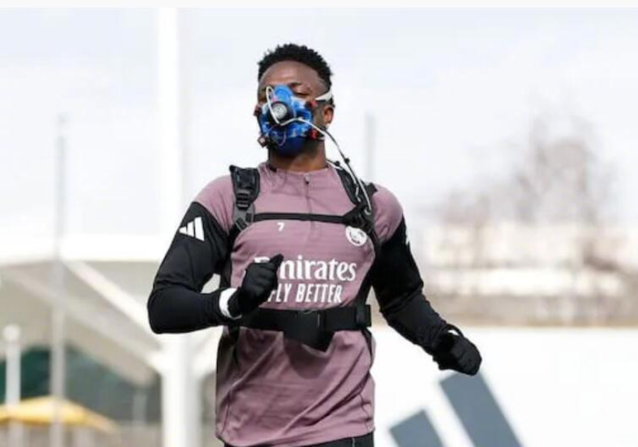 游戏模拟器APP下载-ESPN记者探讨皇马今夏如何处理维尼修斯贝林厄姆|维尼修斯-西尔维斯特雷|夏季转会市场|皇家马德里|巴黎圣日耳曼|安切洛蒂_新浪体育_新浪新闻